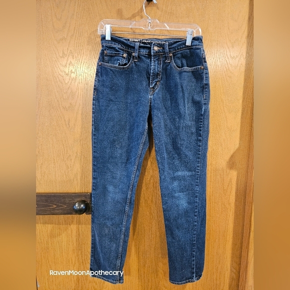Old Navy Jeans - Picture 1 of 8